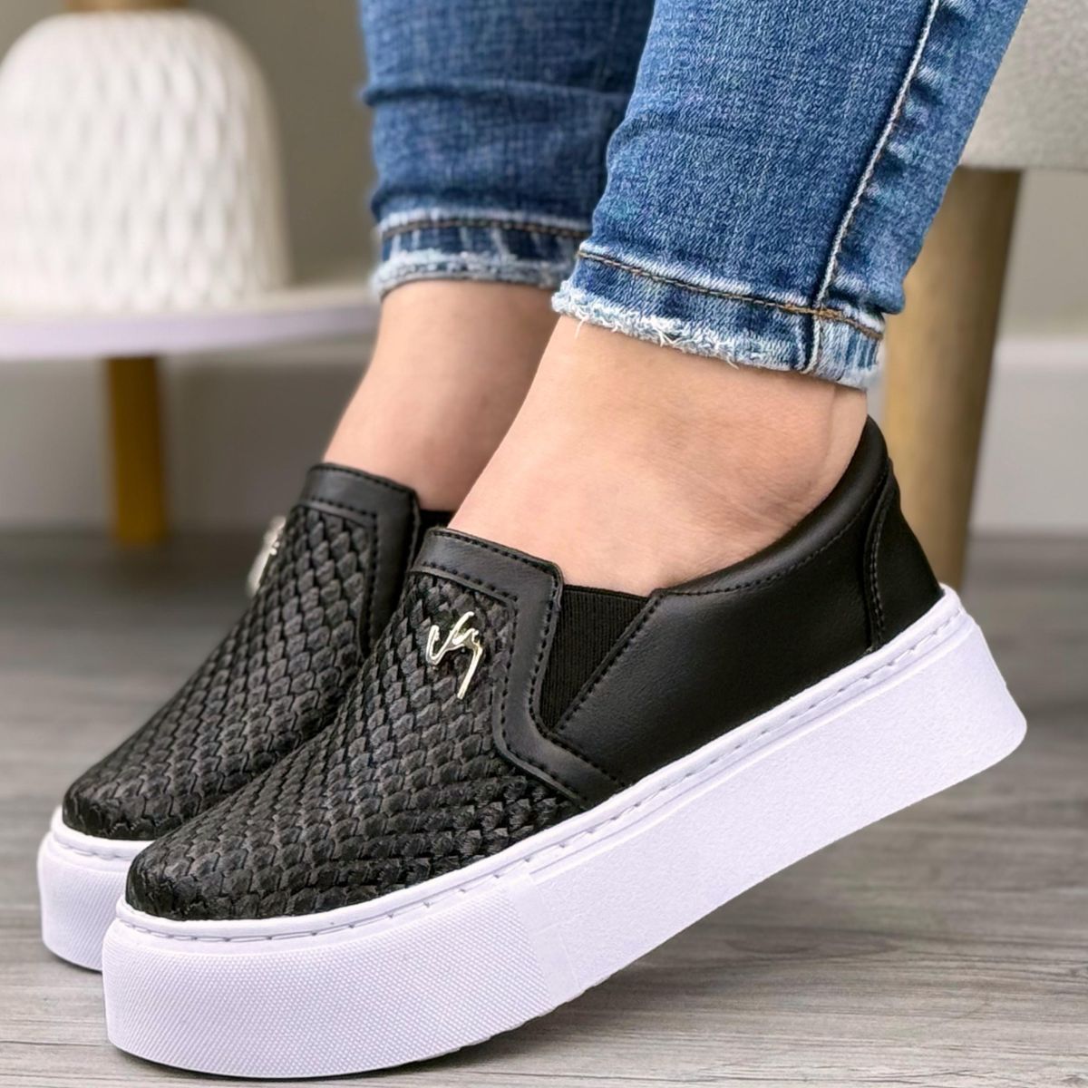 Zapatilla Hermoso Bolichero Vélez